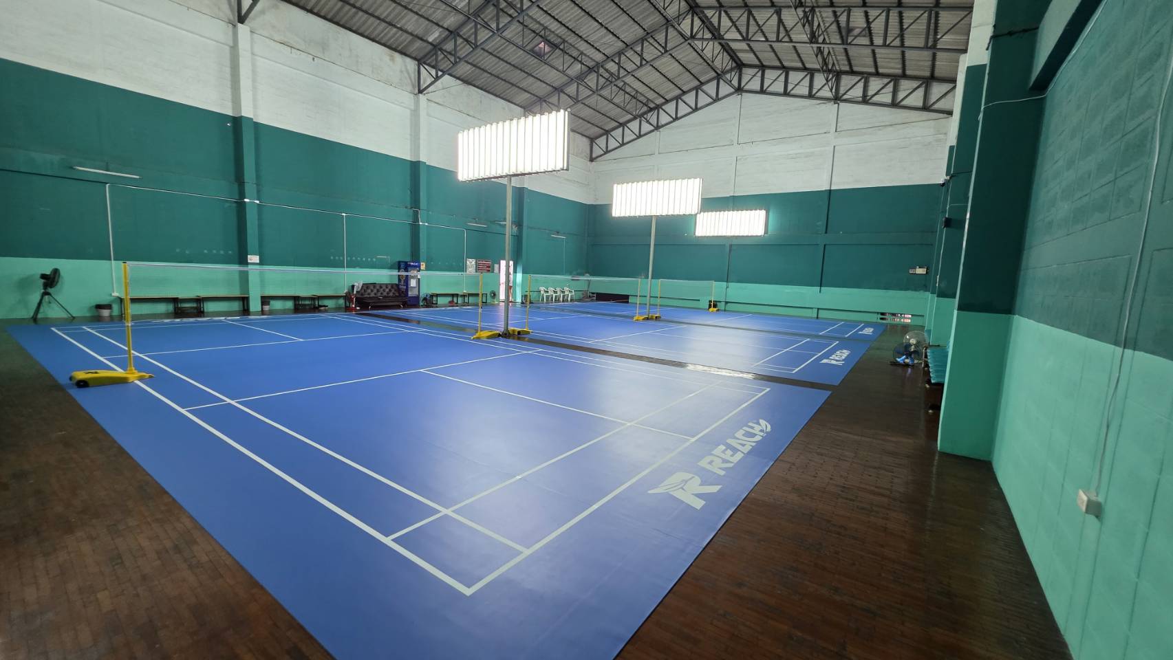 สนามแบดมินตัน RAM 52/2 มุมที่ 6
